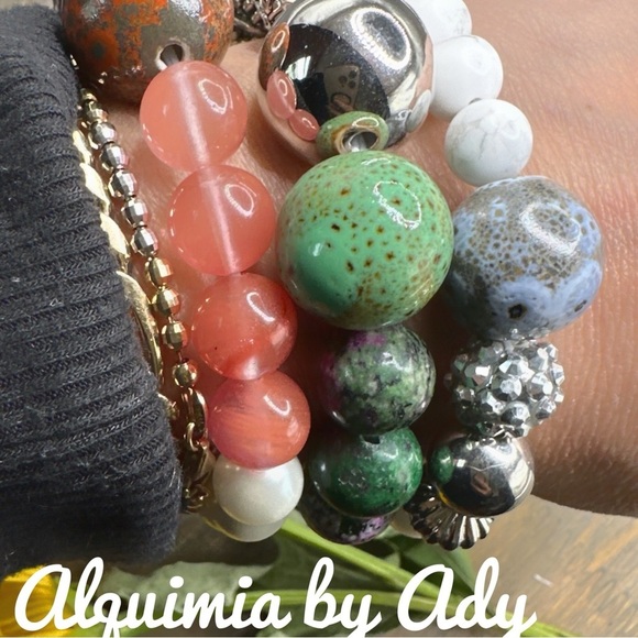 Big oversized cherry quartz and Ocean jasper beaded bracelet - Picture 2 of 2